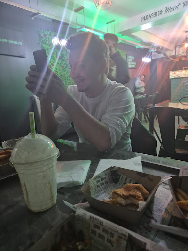 Photo of Madbuns Swansea - 32 St Helen's Rd, Swansea SA1 4AY